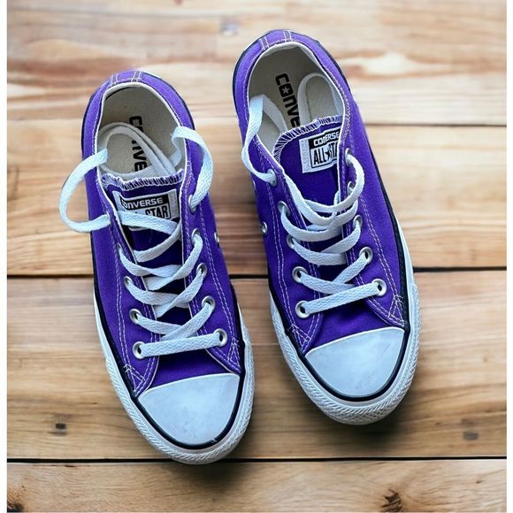 Converse Purple Chuck Taylor All Stars Low Tops - Picture 3 of 7
